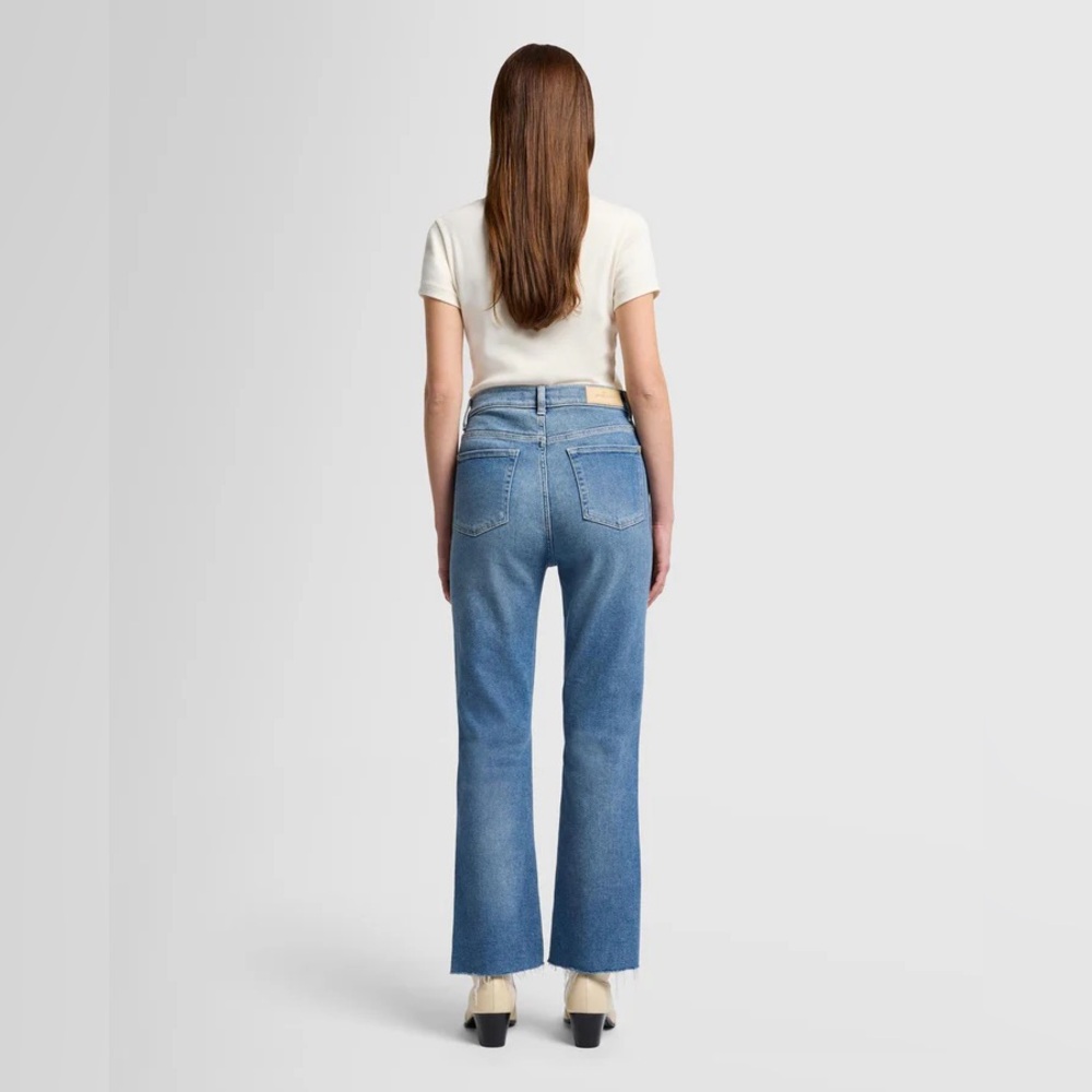 7 FOR ALL MANKIND Kick Flare Jeans | Size 25 | High Rise Cropped Raw Hem - Picture 3 of 11